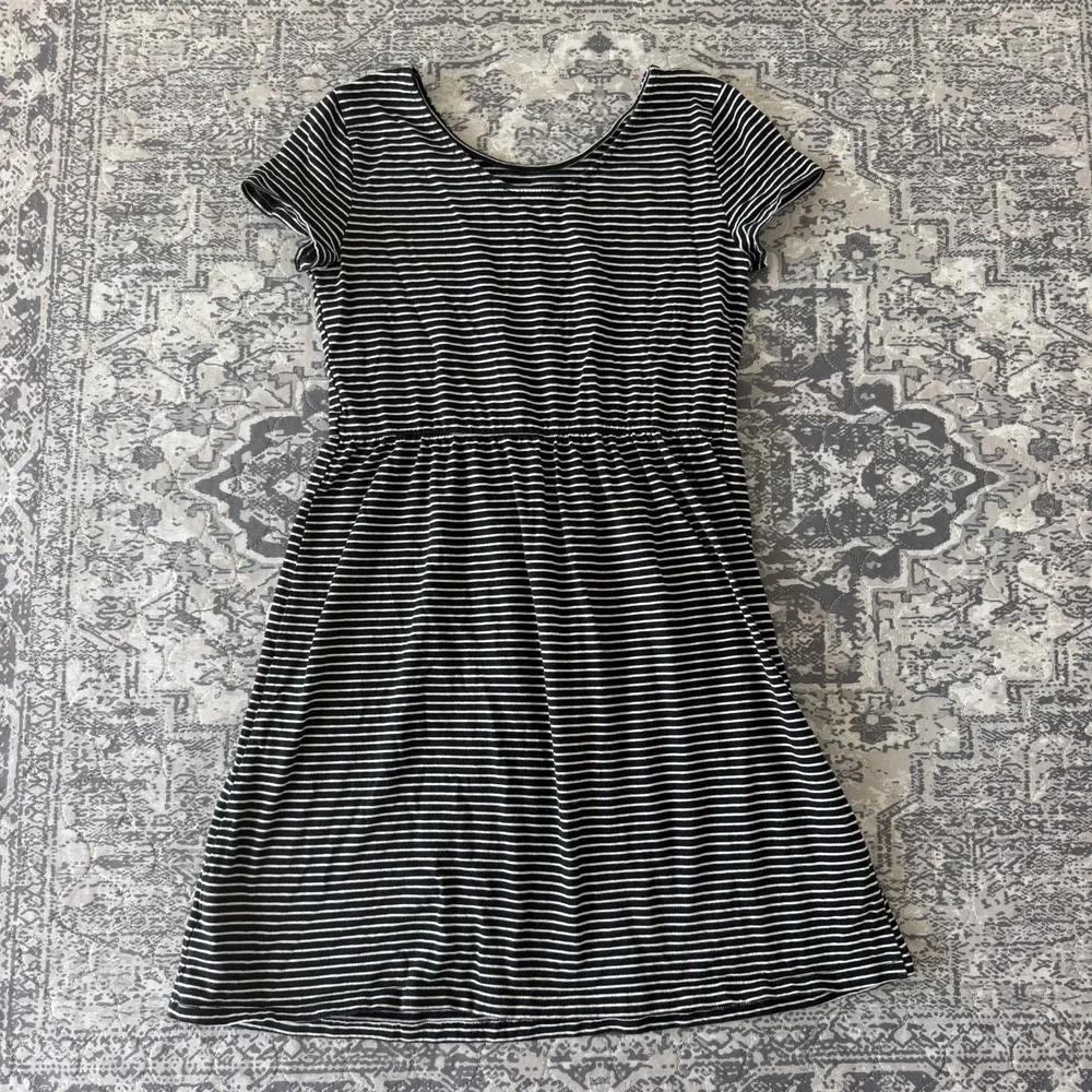 Old Navy Girls Striped Short Sleeve Fit & Flare Dress Black White XL 14
